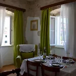 Appartement Castel Nonna Franka Sutivan