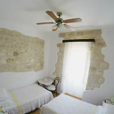 Castel Nonna Franka Apartamento *
