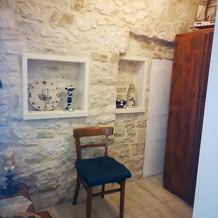 Castel Nonna Franka