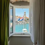 Castel Nonna Franka * 수티반
