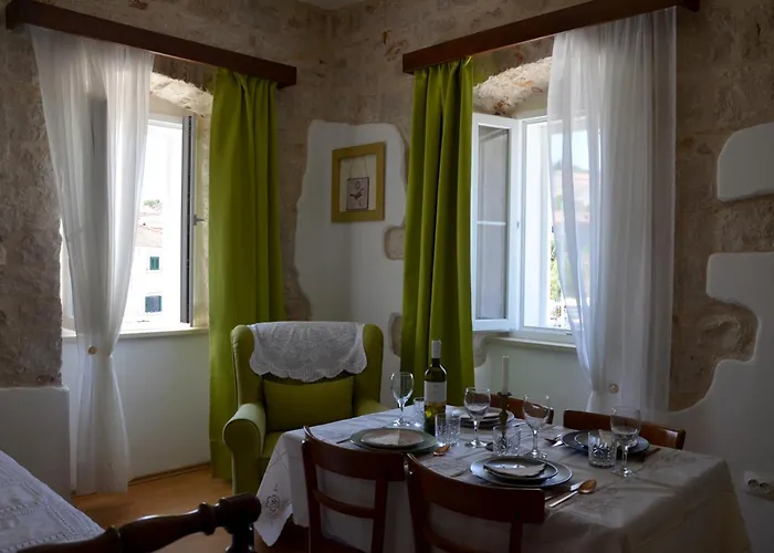 דירה Castel Nonna Franka סוטיבאן