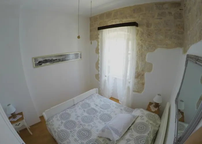 Castel Nonna Franka *